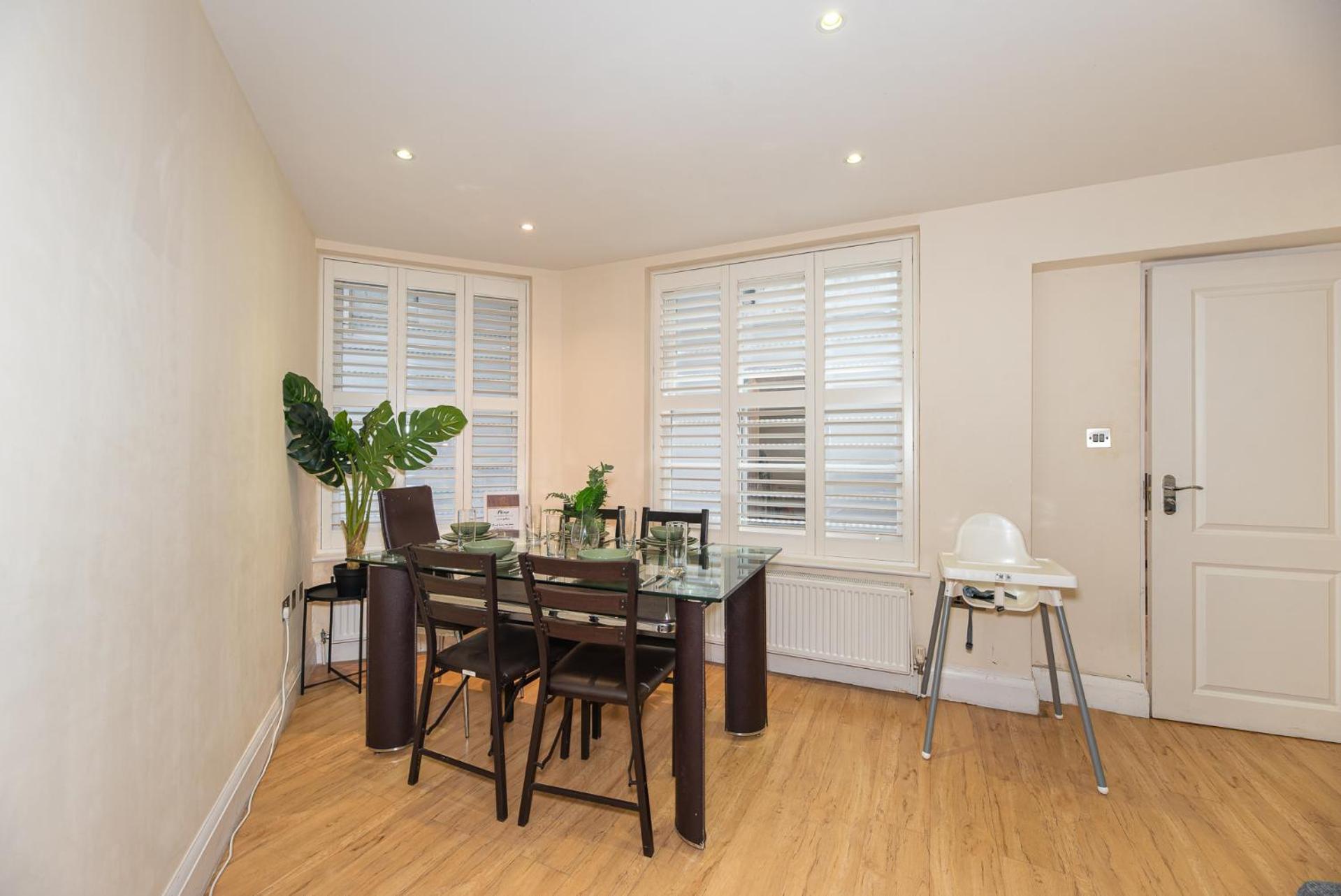 3 Bedroom Apartment With Private Terrace In Pimlico, Westminster, Victoria Londyn Zewnętrze zdjęcie
