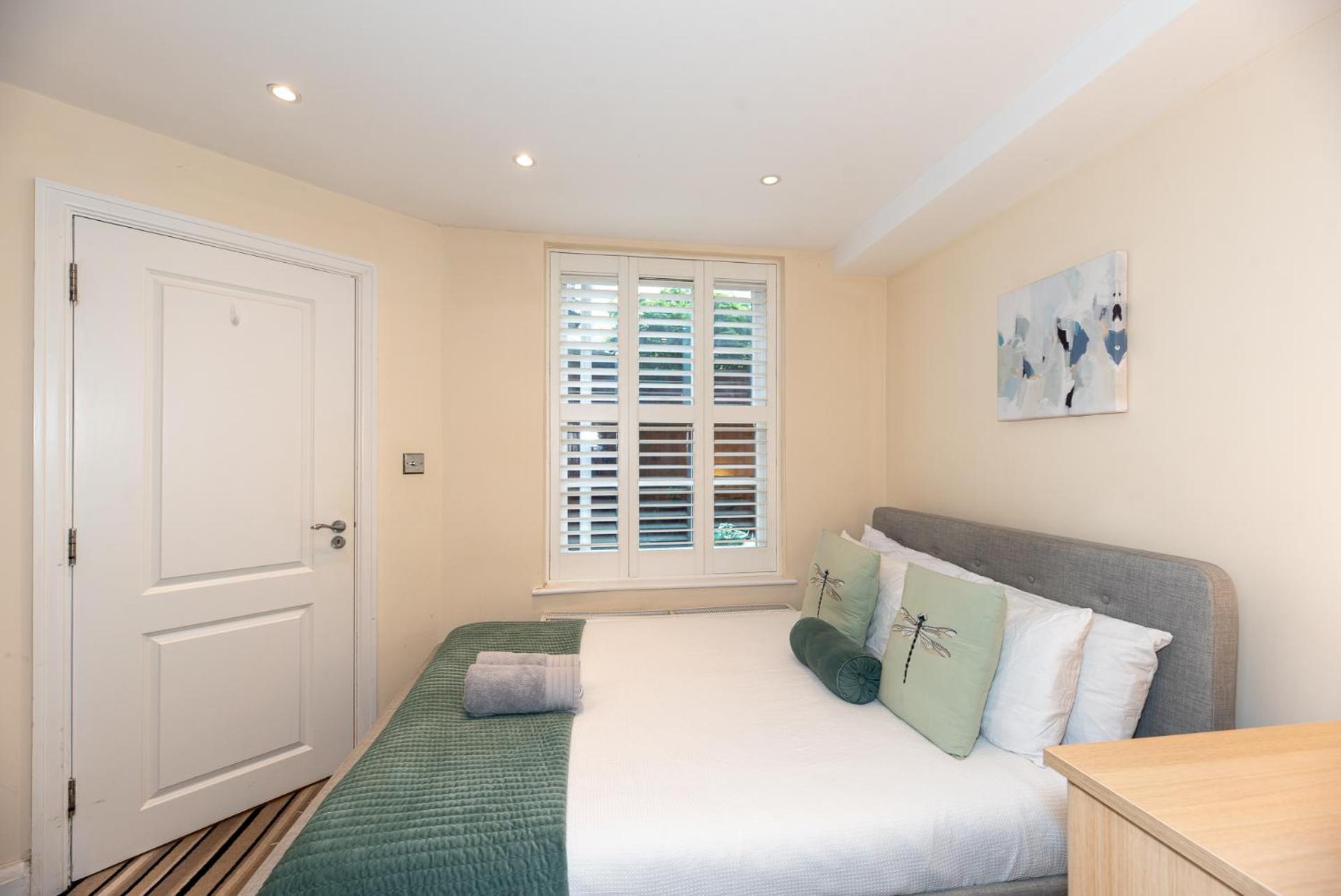 3 Bedroom Apartment With Private Terrace In Pimlico, Westminster, Victoria Londyn Zewnętrze zdjęcie