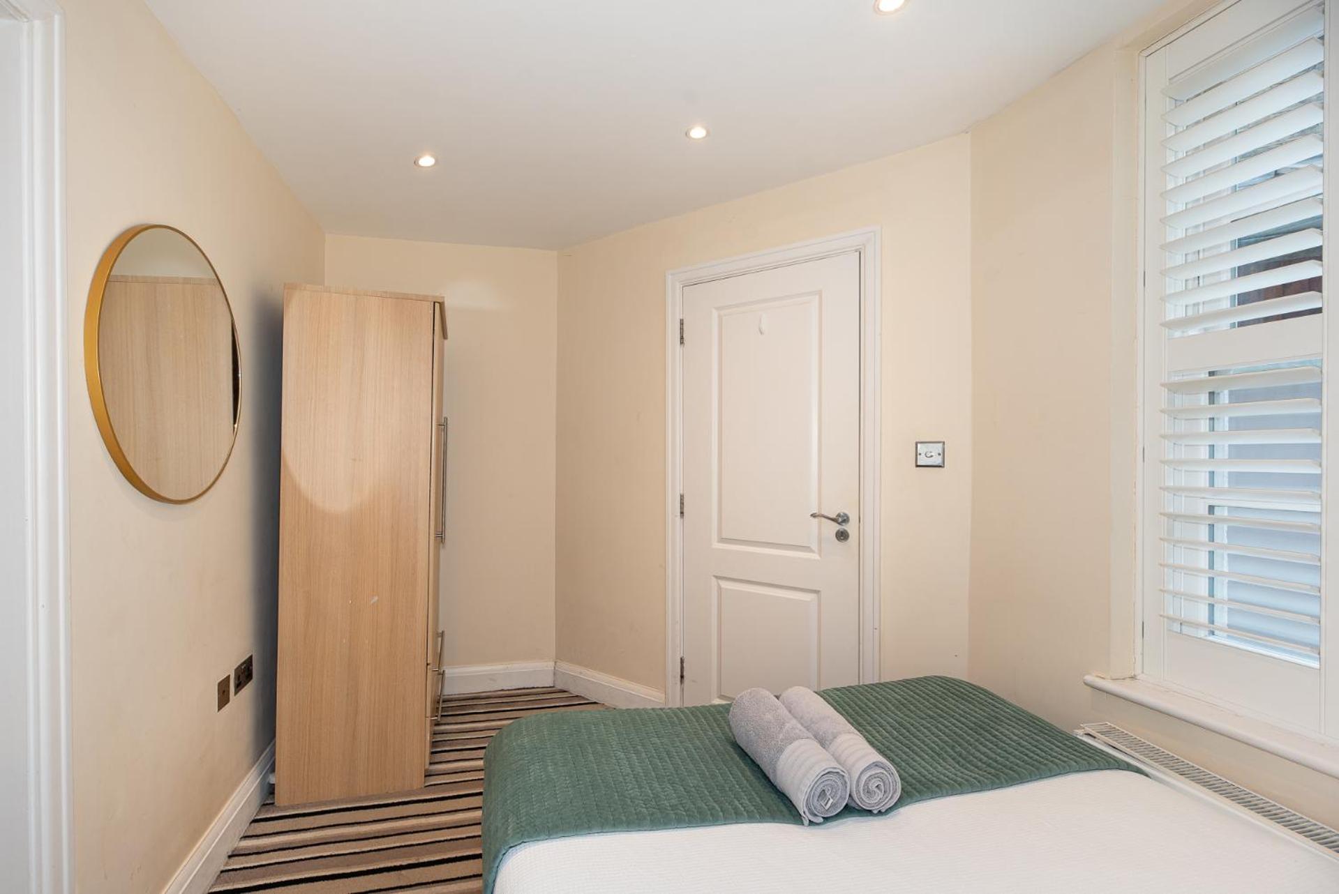 3 Bedroom Apartment With Private Terrace In Pimlico, Westminster, Victoria Londyn Zewnętrze zdjęcie