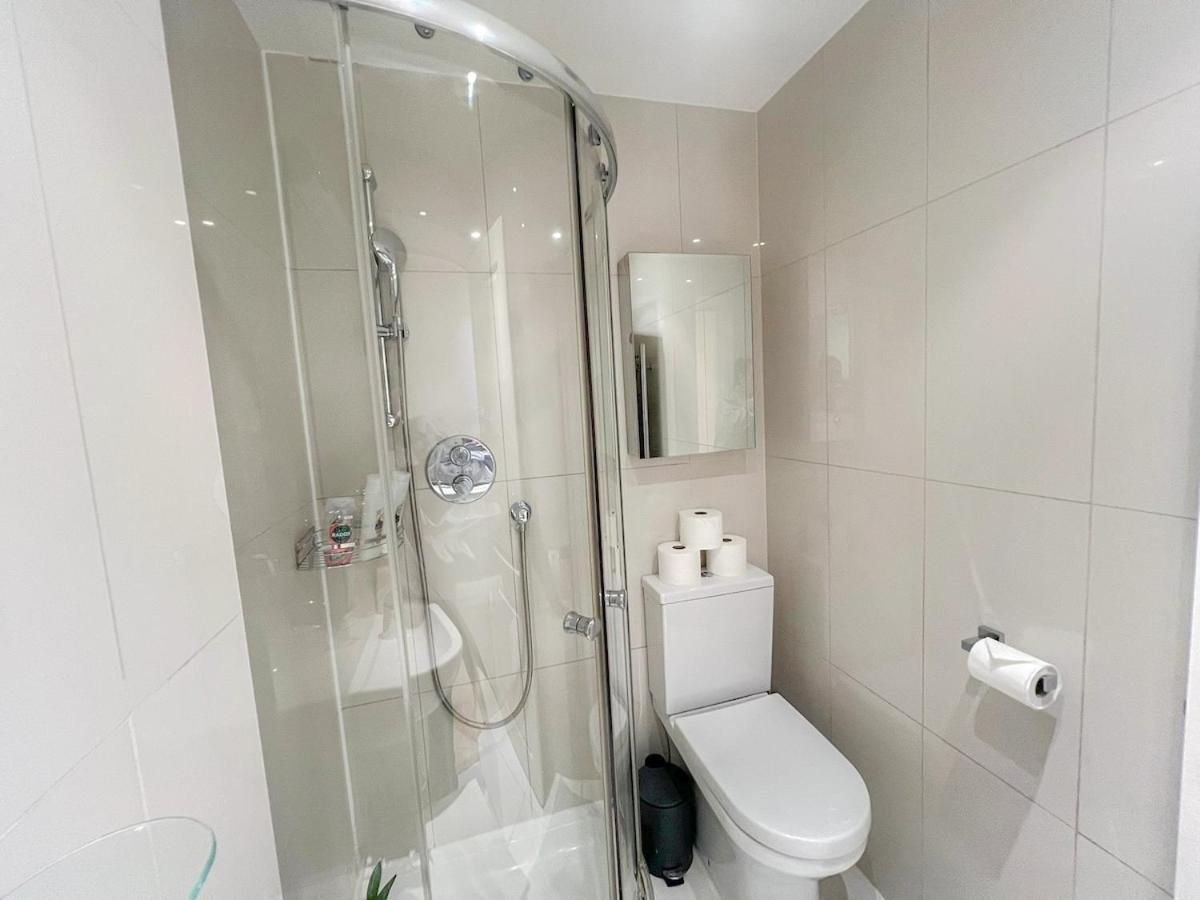 3 Bedroom Apartment With Private Terrace In Pimlico, Westminster, Victoria Londyn Zewnętrze zdjęcie