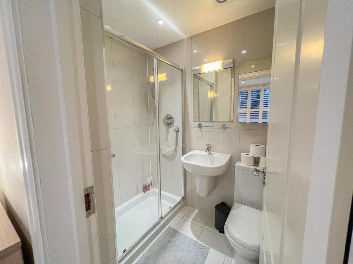 3 Bedroom Apartment With Private Terrace In Pimlico, Westminster, Victoria Londyn Zewnętrze zdjęcie