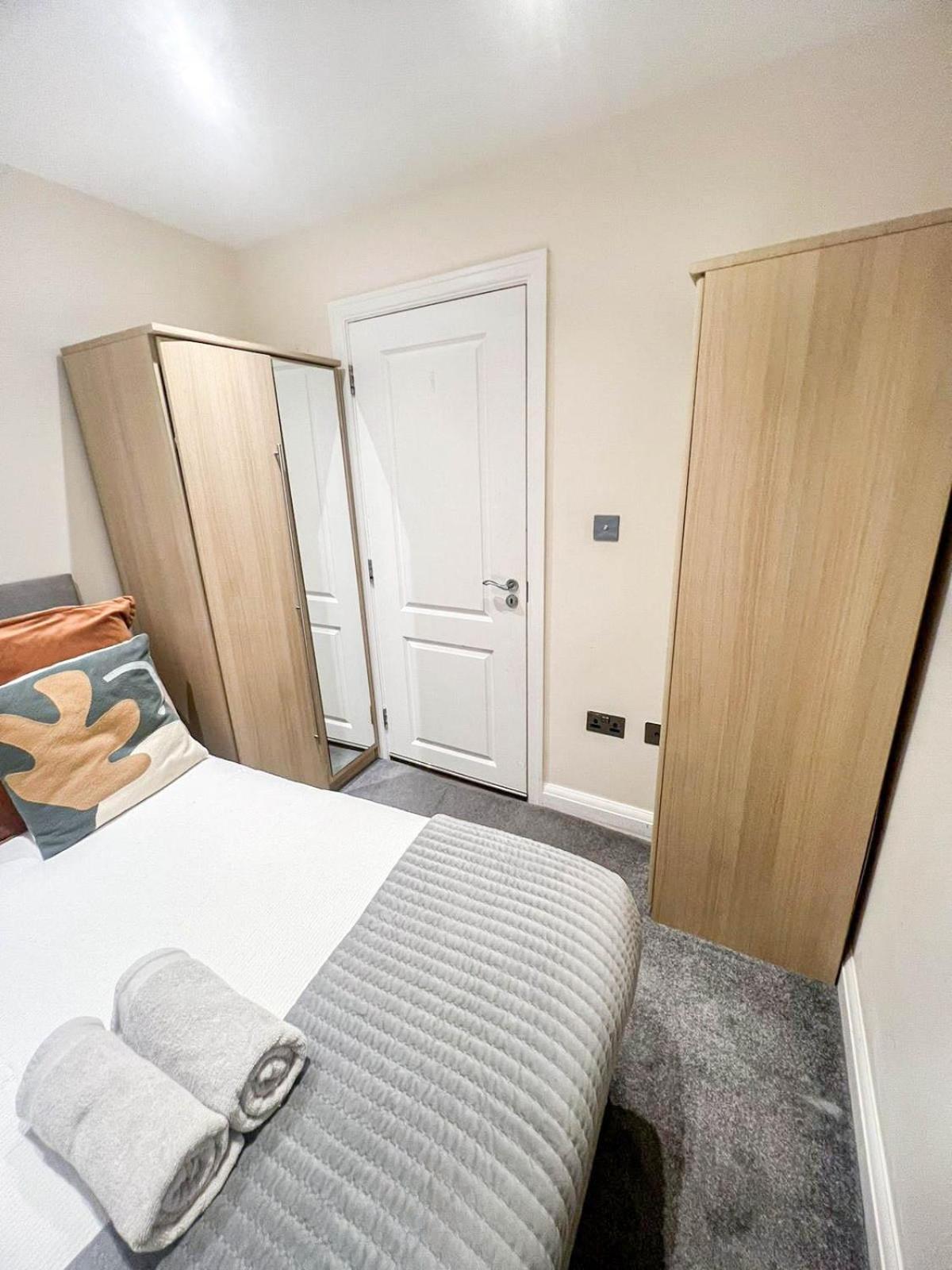 3 Bedroom Apartment With Private Terrace In Pimlico, Westminster, Victoria Londyn Zewnętrze zdjęcie