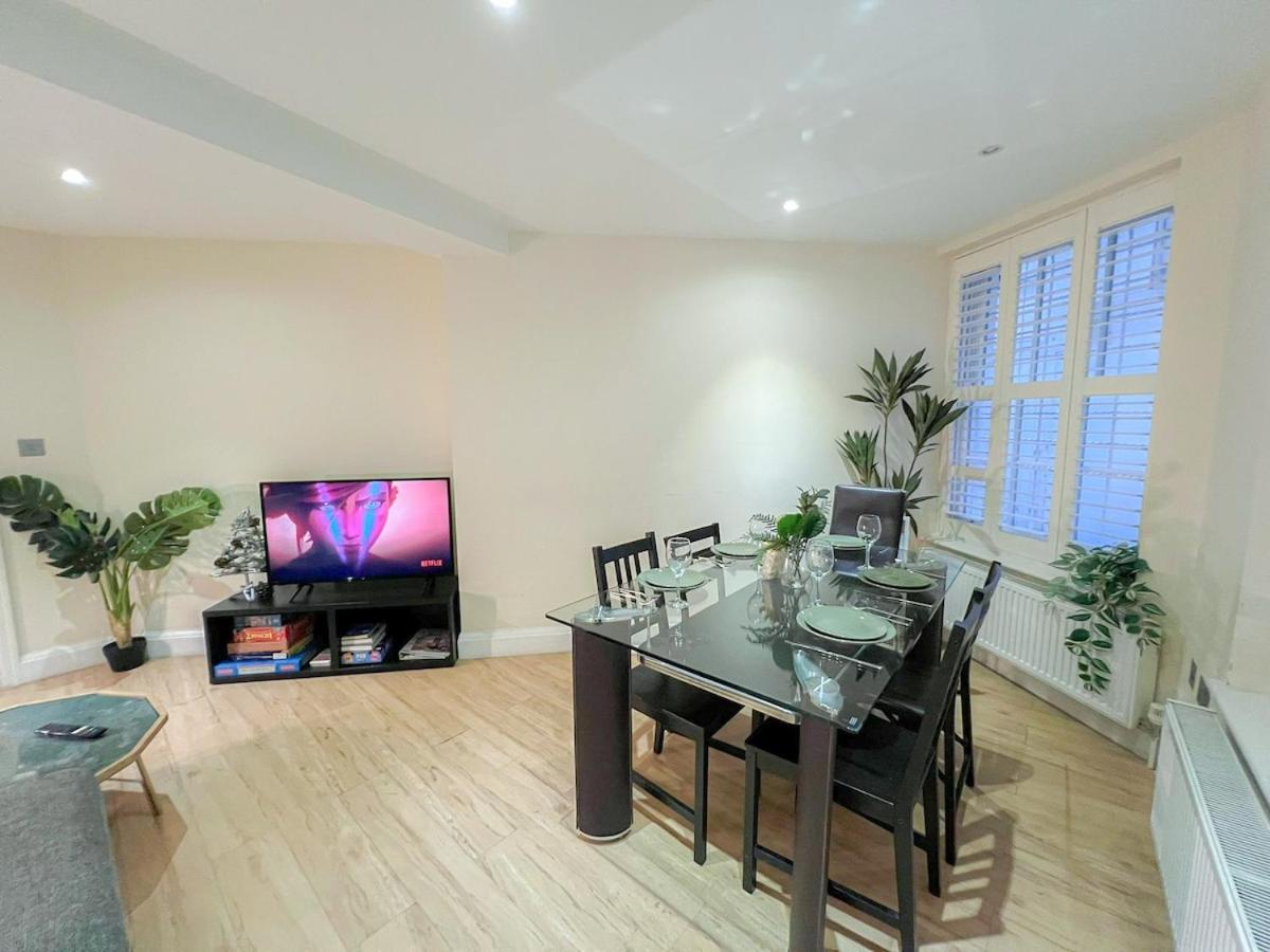 3 Bedroom Apartment With Private Terrace In Pimlico, Westminster, Victoria Londyn Zewnętrze zdjęcie