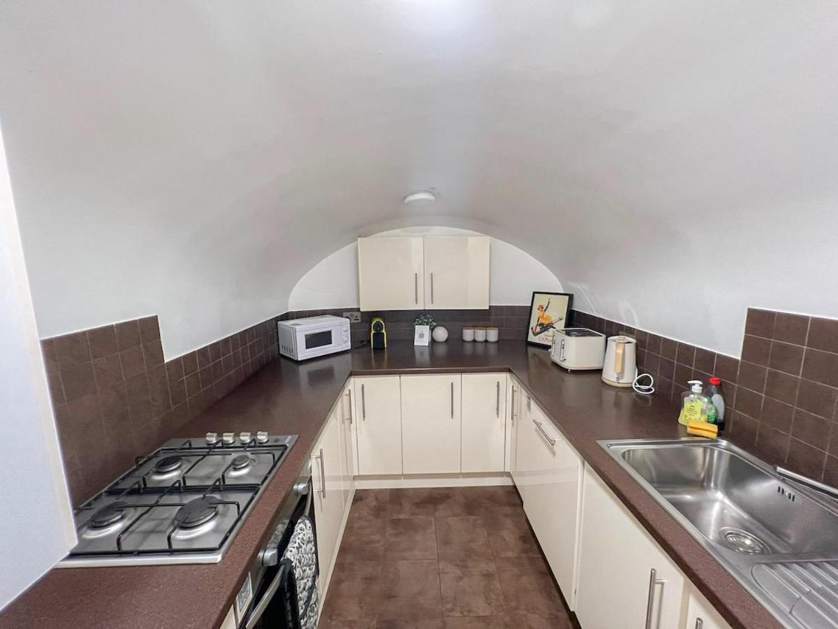 3 Bedroom Apartment With Private Terrace In Pimlico, Westminster, Victoria Londyn Zewnętrze zdjęcie
