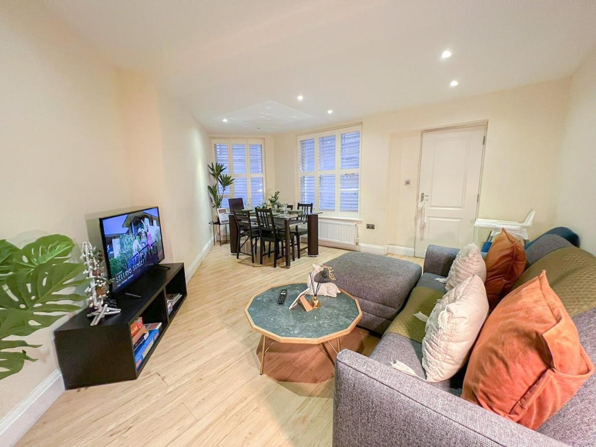 3 Bedroom Apartment With Private Terrace In Pimlico, Westminster, Victoria Londyn Zewnętrze zdjęcie
